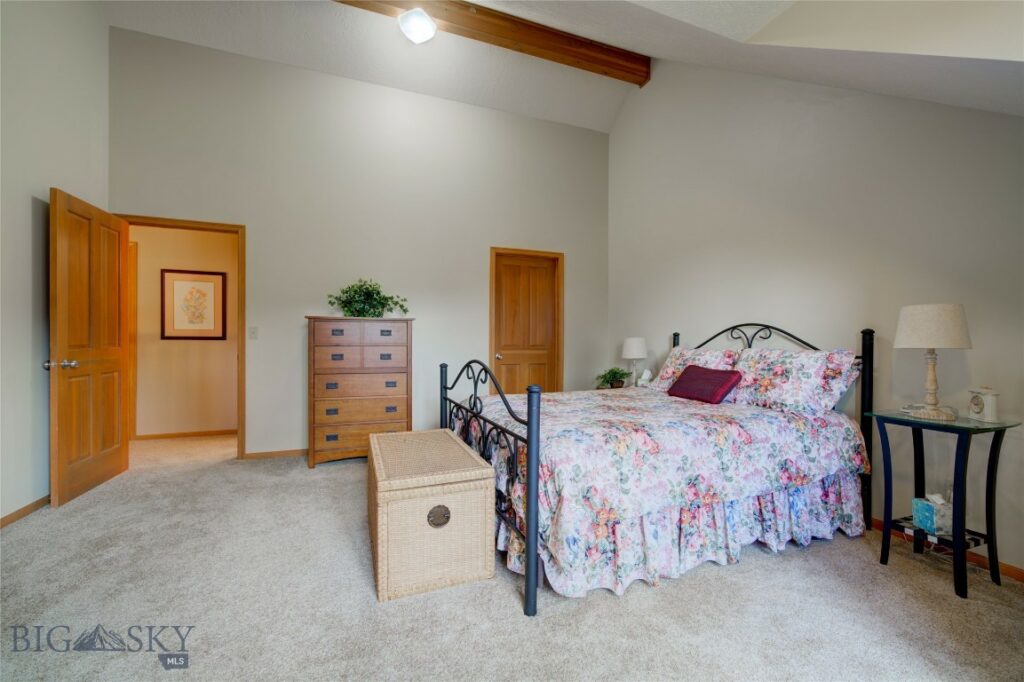 2915 Branding Iron, Bozeman MT 59715