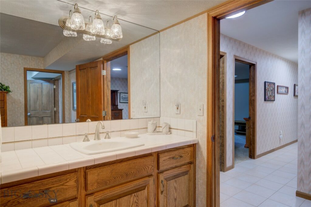 2915 Branding Iron, Bozeman MT 59715