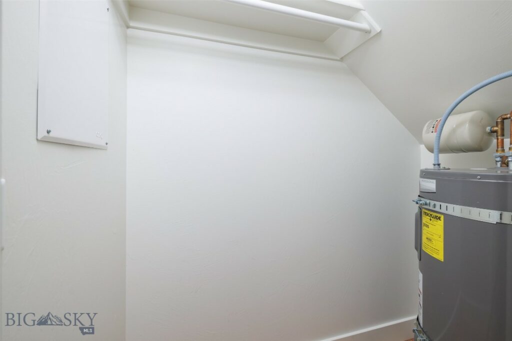 2926 Warbler Way, Bozeman MT 59718
