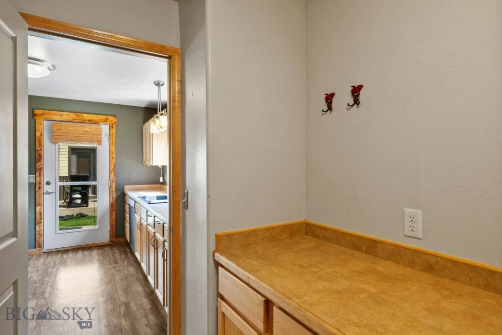 2944 Warbler Way, Bozeman MT 59718