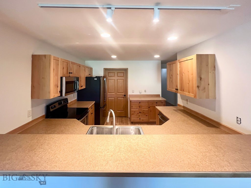 2963 Warbler Way, Bozeman MT 59718
