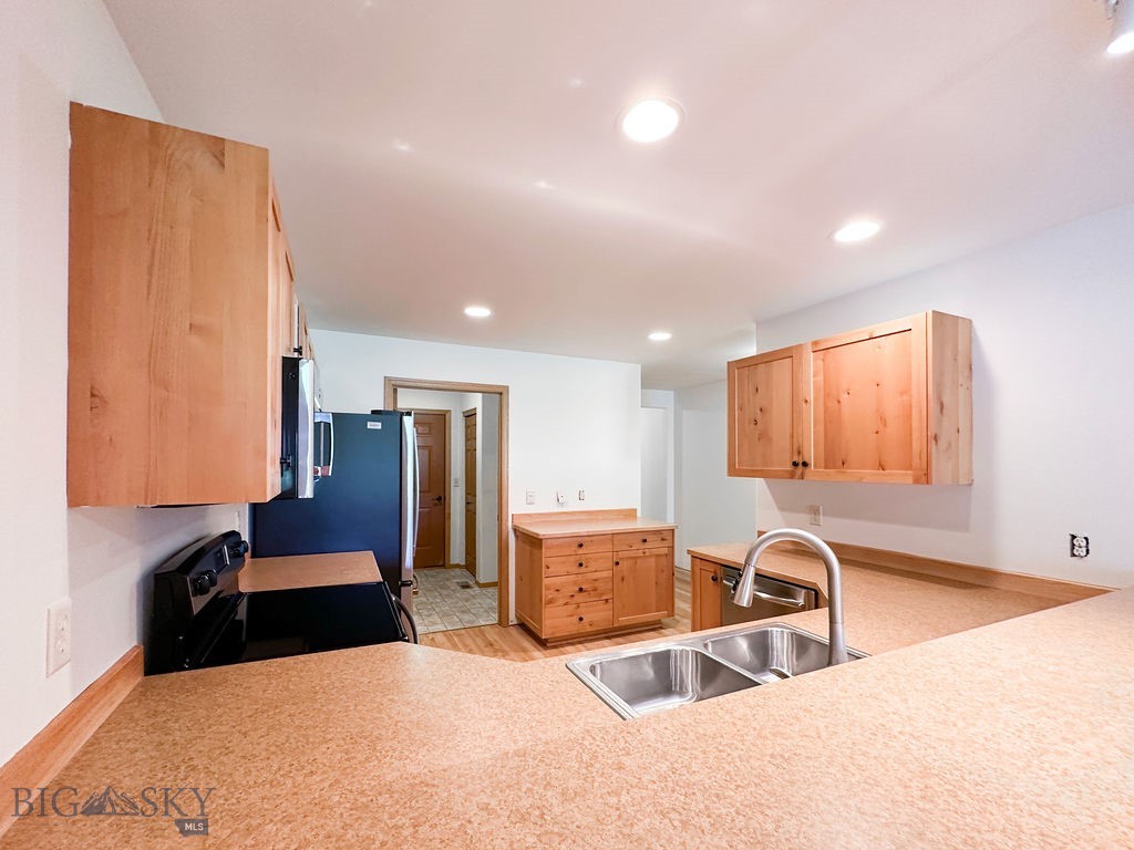 2963 Warbler Way, Bozeman MT 59718