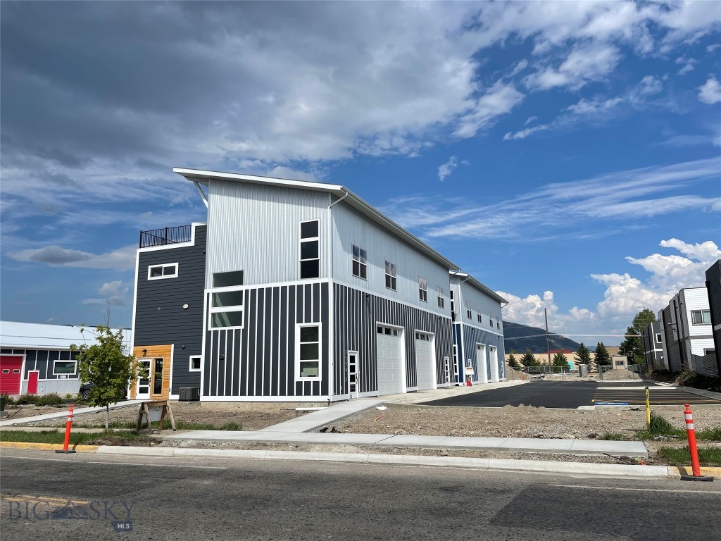 2996 N 27th Avenue, Bozeman MT 59718