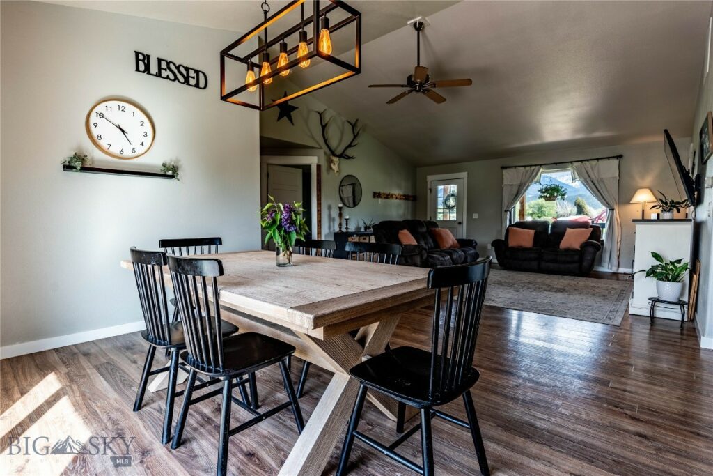 3 Steinway, Livingston MT 59047