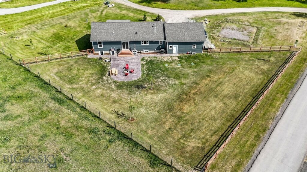 3 Steinway, Livingston MT 59047