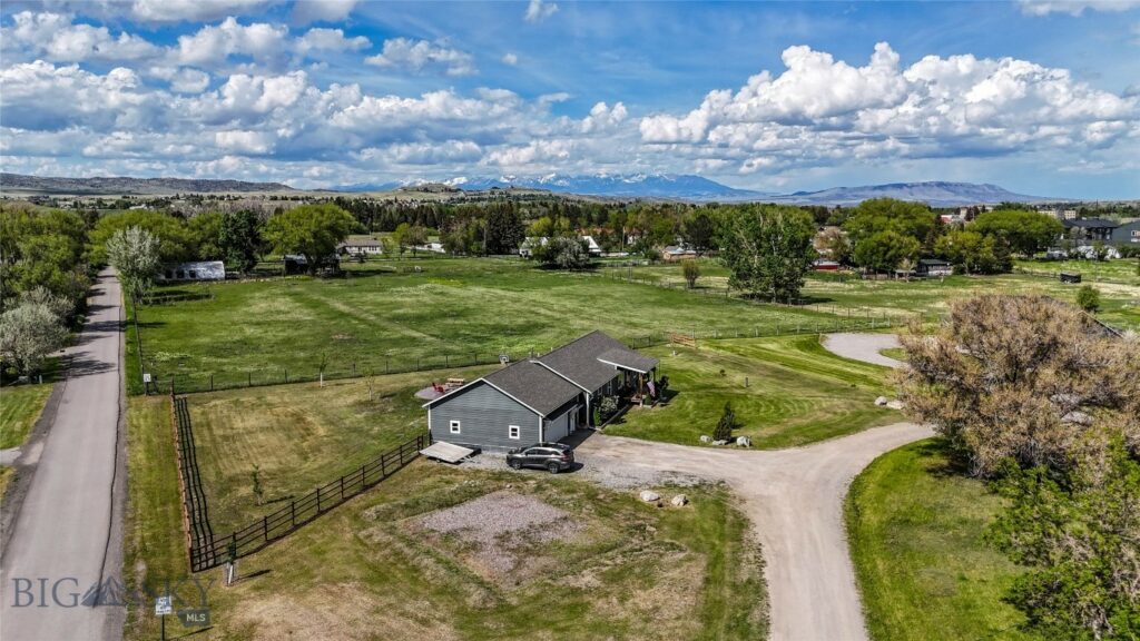 3 Steinway, Livingston MT 59047