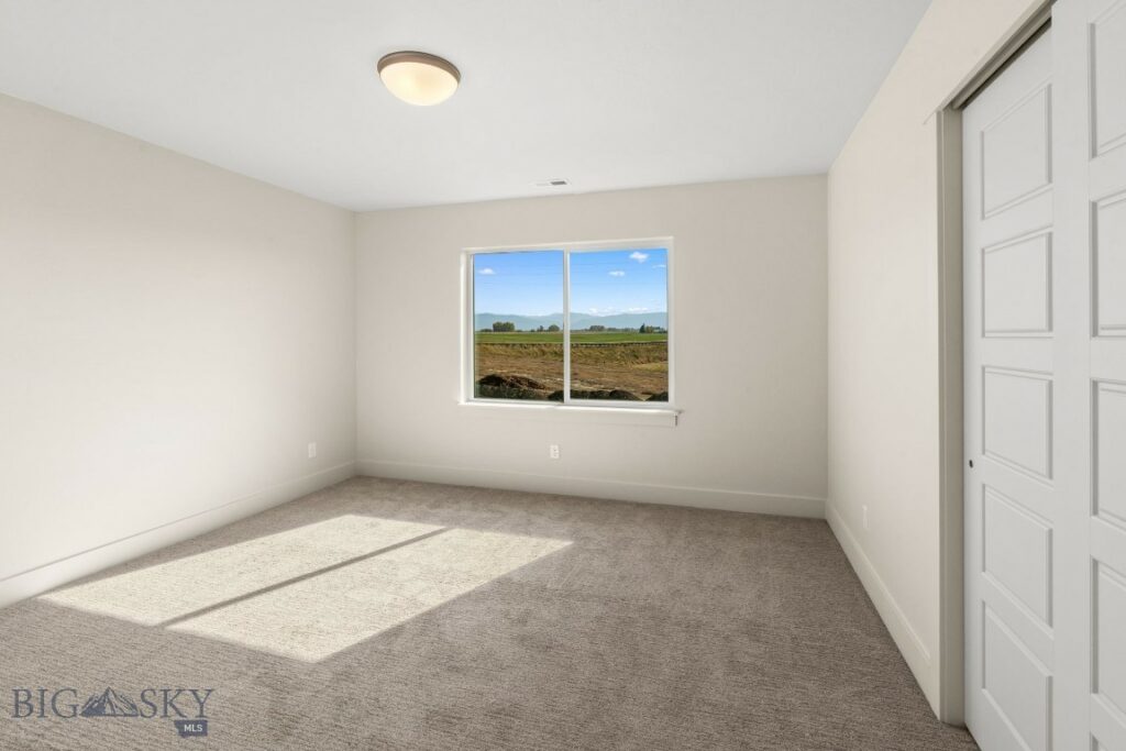 30 Horseshoe Loop, Bozeman MT 59718