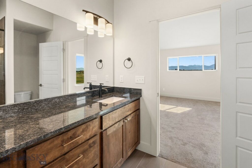 30 Horseshoe Loop, Bozeman MT 59718
