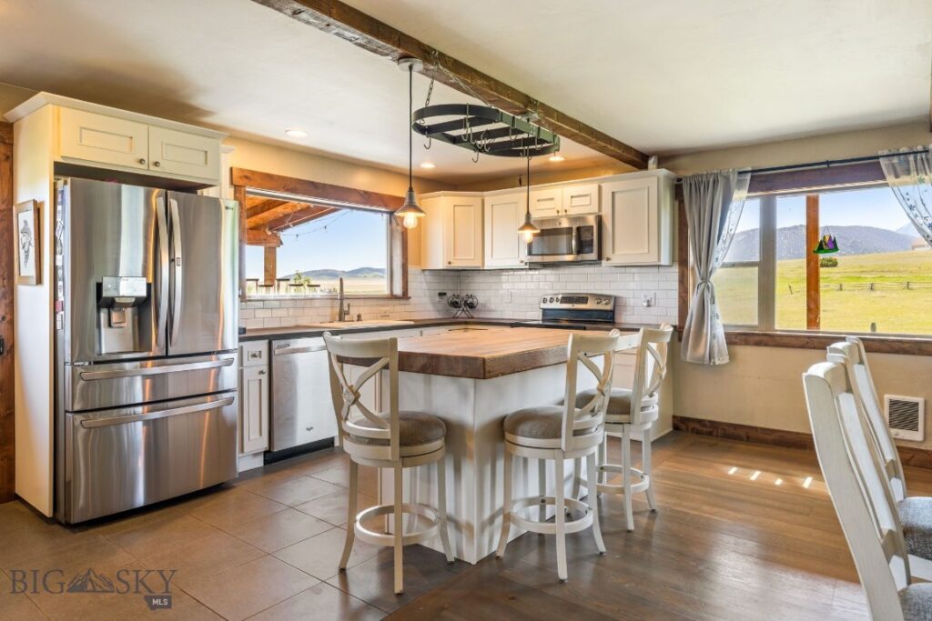 30 Wineglass Loop N, Livingston MT 59047