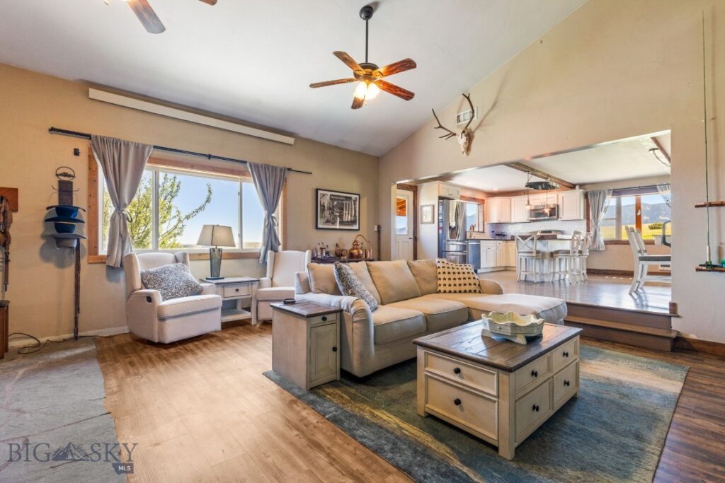 30 Wineglass Loop N, Livingston MT 59047