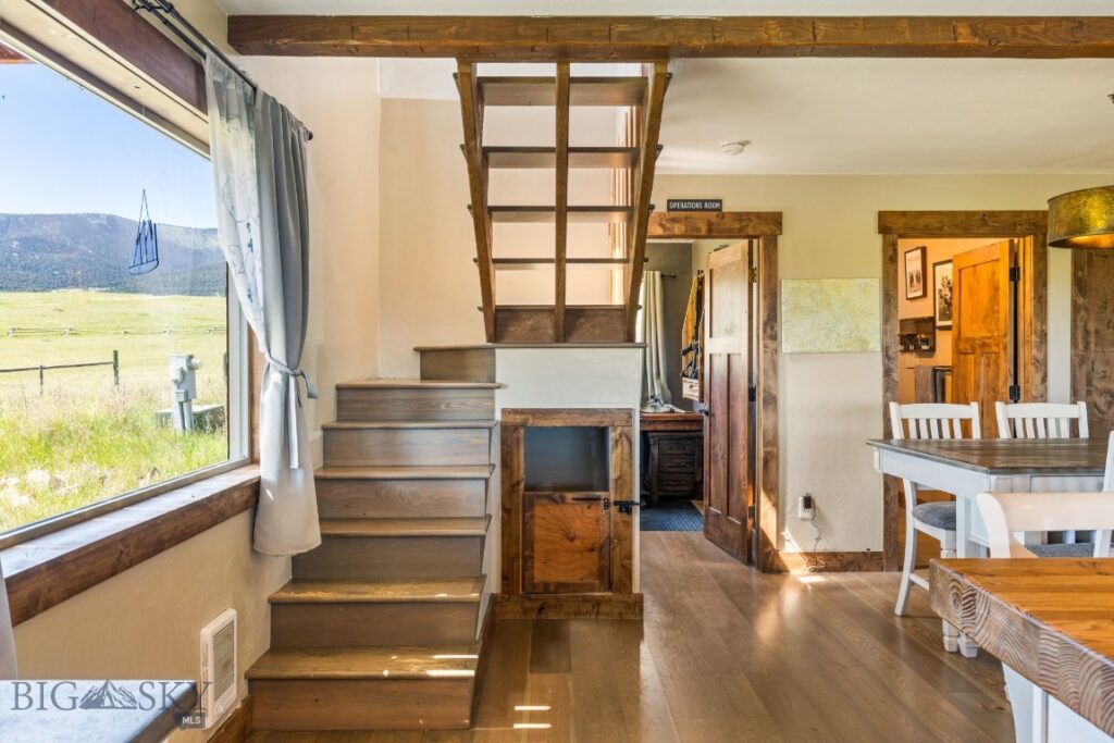 30 Wineglass Loop N, Livingston MT 59047