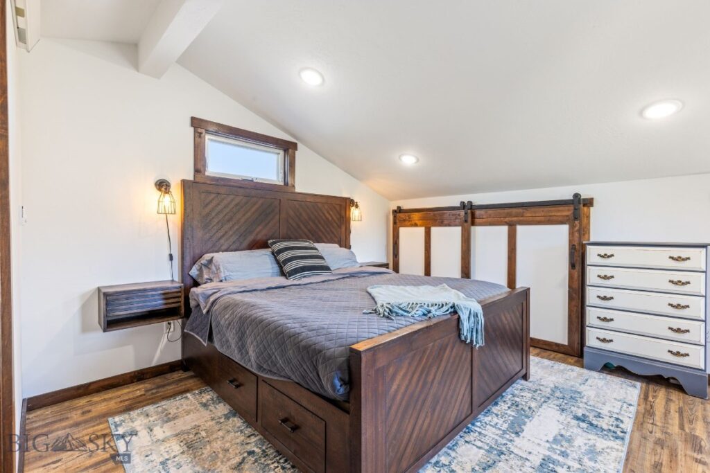 30 Wineglass Loop N, Livingston MT 59047