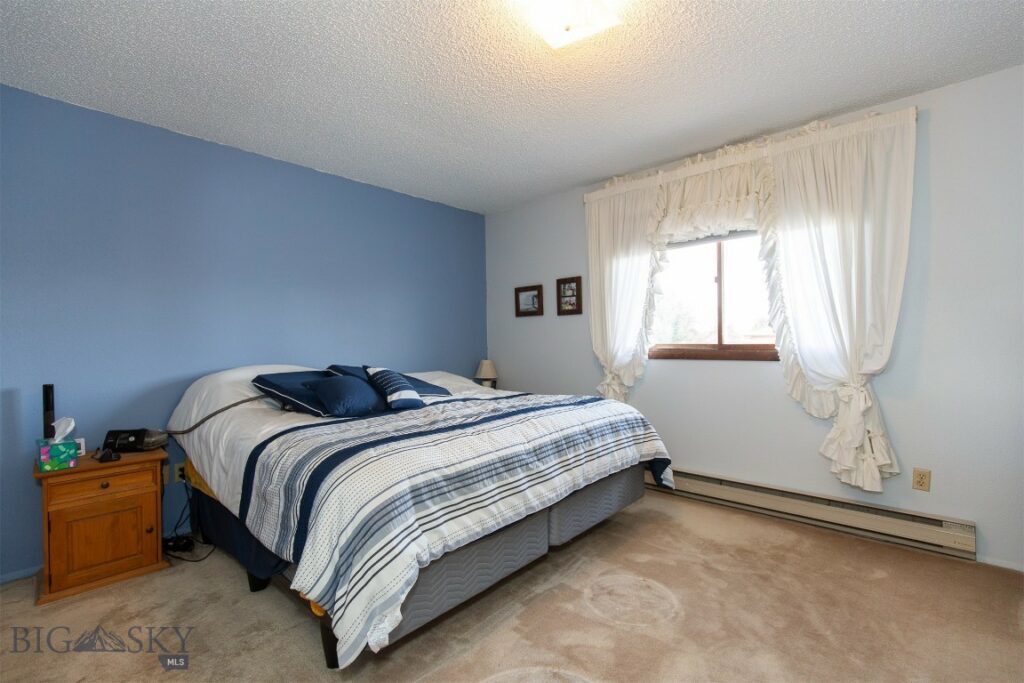 300 McEwen Drive, Belgrade MT 59714