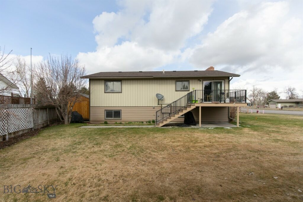 300 McEwen Drive, Belgrade MT 59714