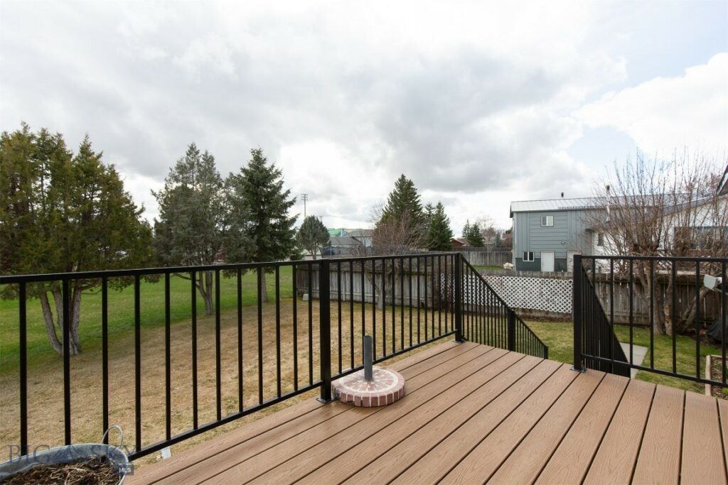 300 McEwen Drive, Belgrade MT 59714
