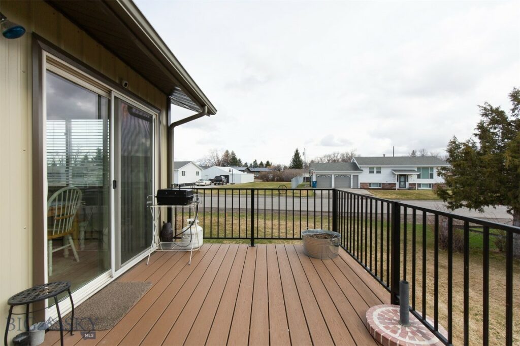300 McEwen Drive, Belgrade MT 59714