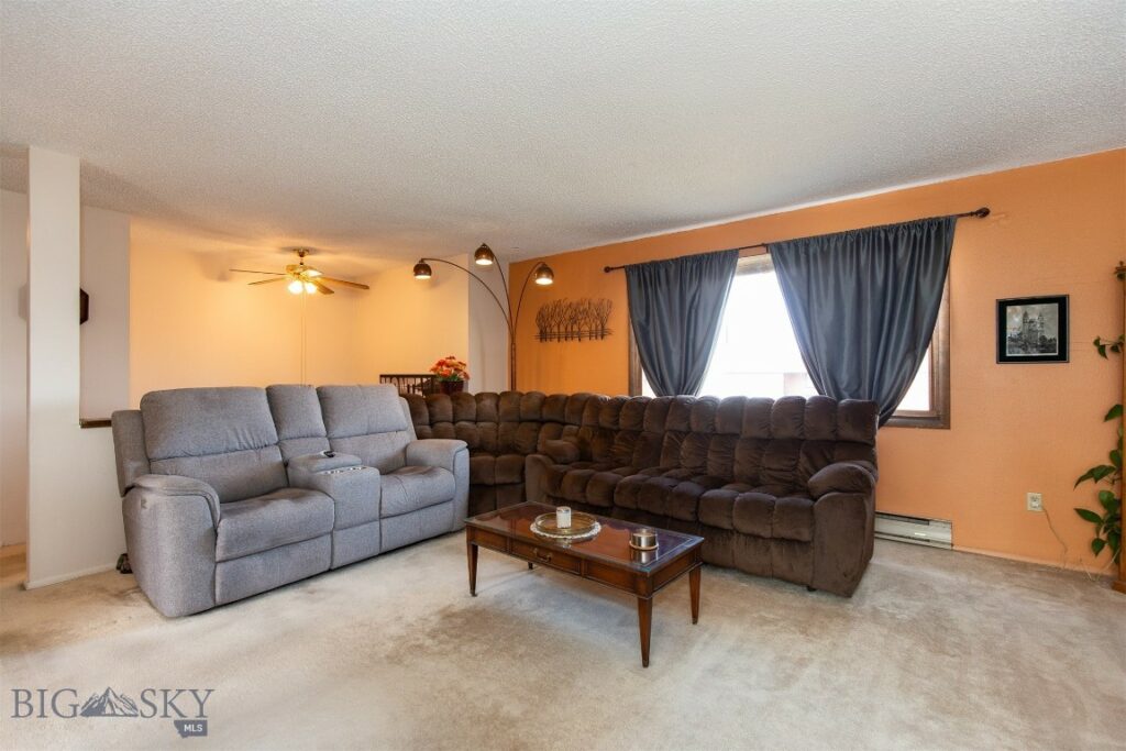 300 McEwen Drive, Belgrade MT 59714