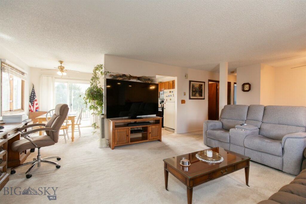 300 McEwen Drive, Belgrade MT 59714
