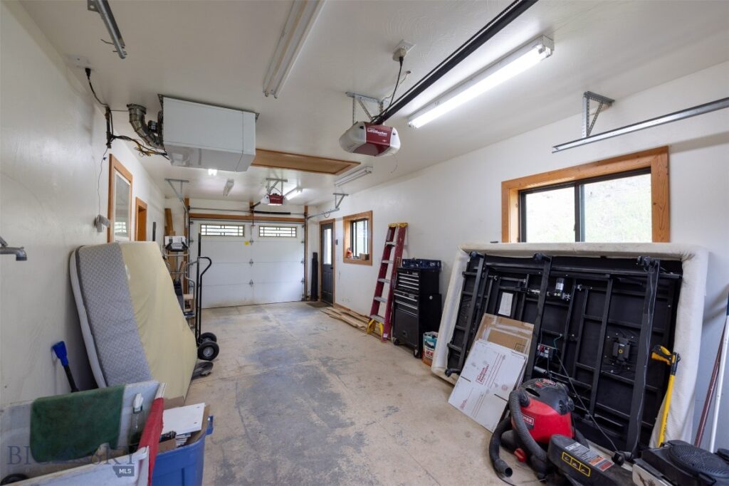 3005 Woodchuck Road, Bozeman MT 59715