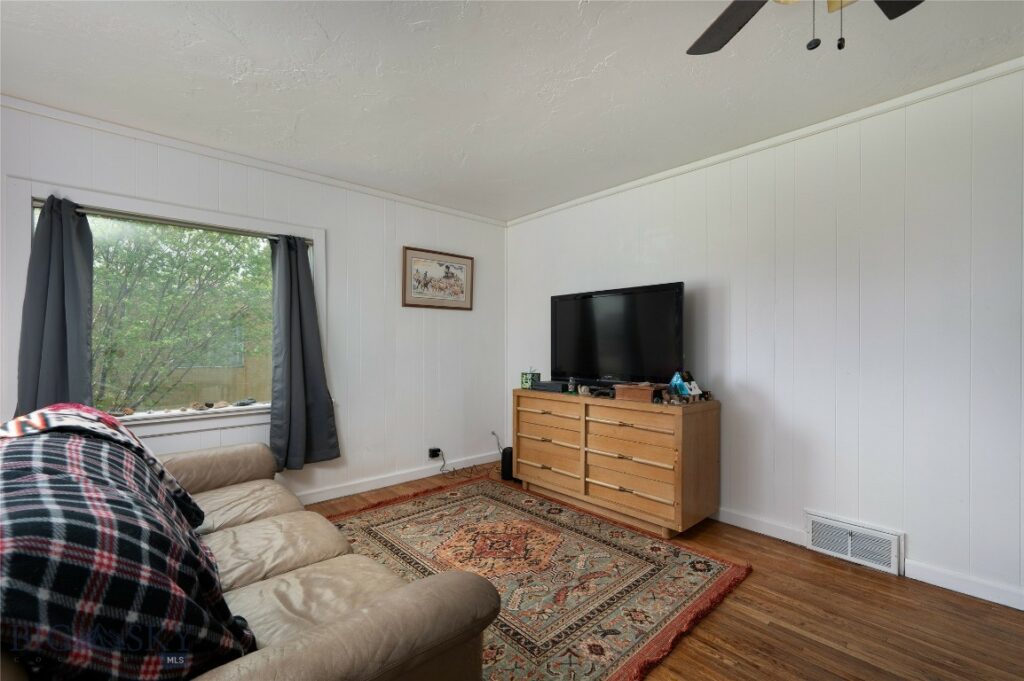 301 W Main, Belgrade MT 59714