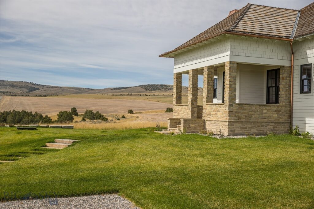3010 Skinner Road, Belgrade MT 59714