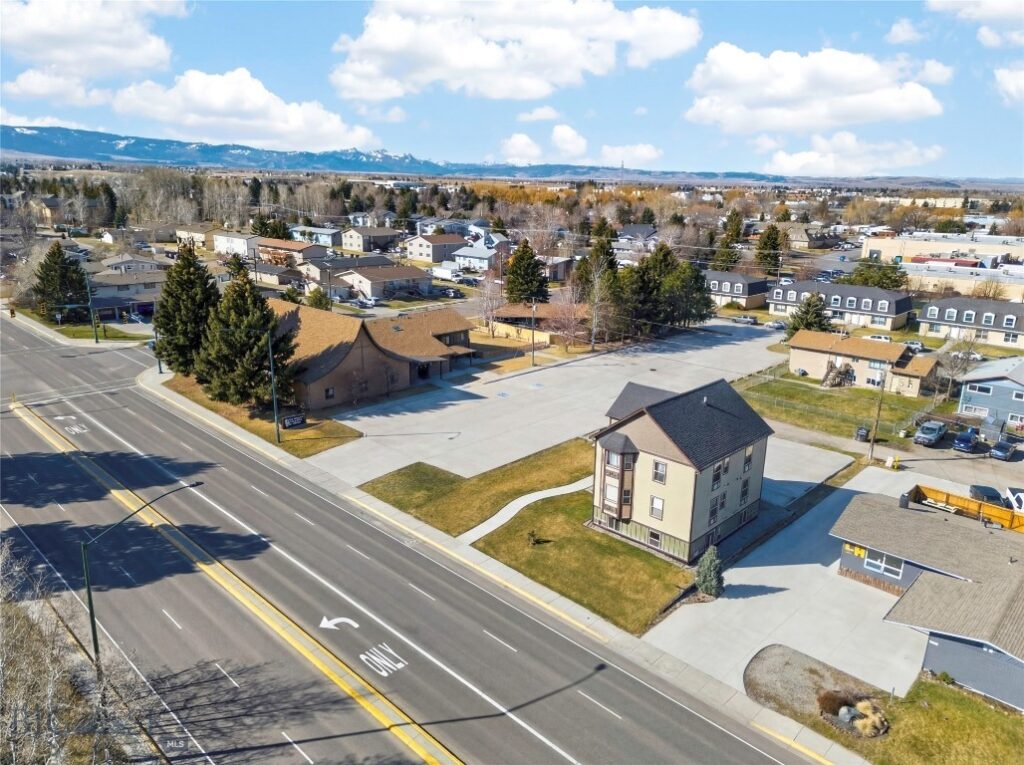 303 S 19th Avenue, Bozeman MT 59718