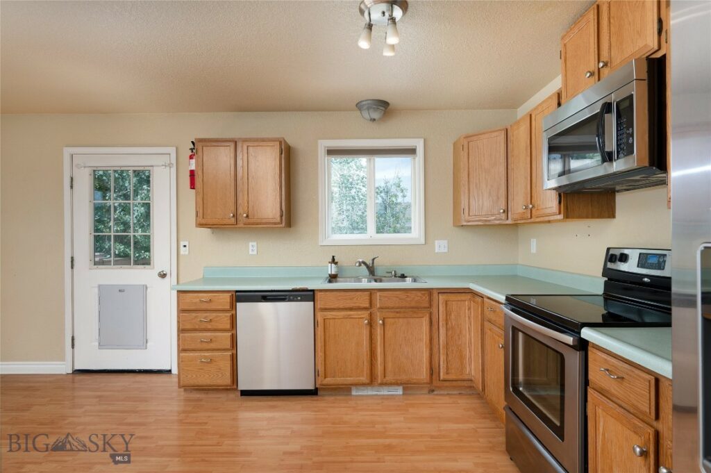 303 Pearl Dr., Belgrade MT 59714