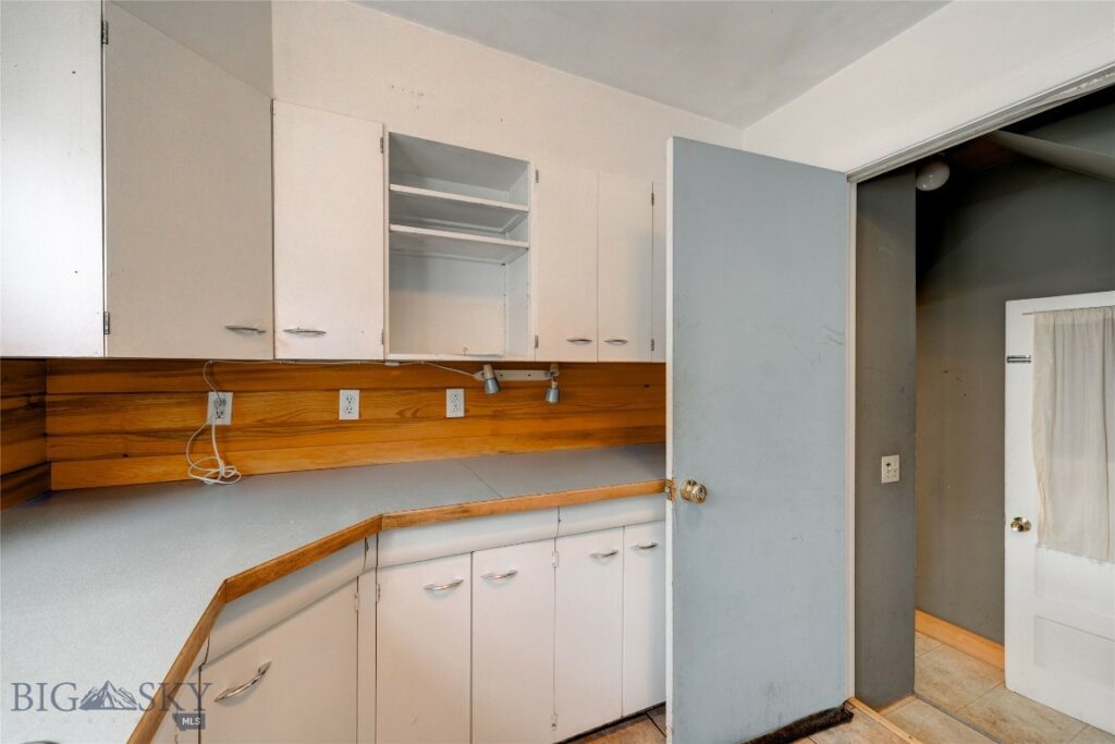 304 S 12th Avenue, Bozeman MT 59715