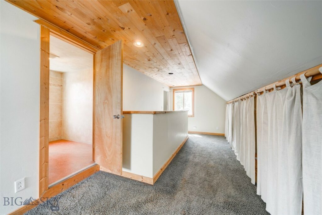 304 S 12th Avenue, Bozeman MT 59715