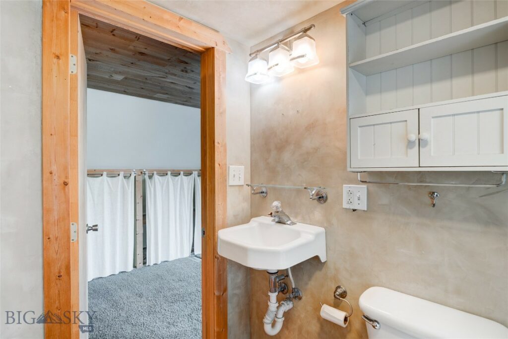304 S 12th Avenue, Bozeman MT 59715