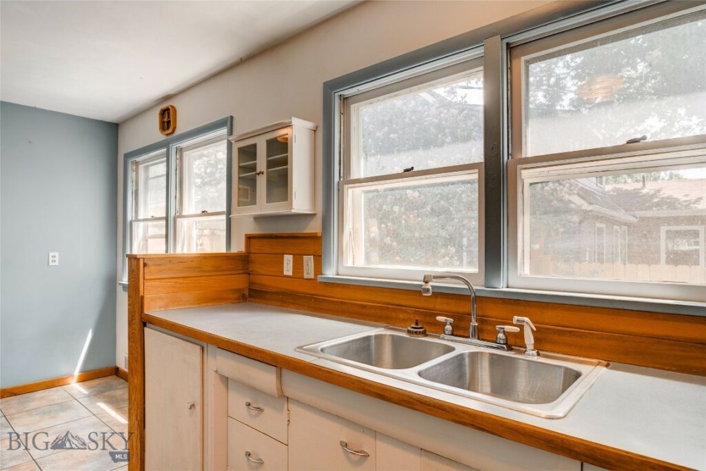 304 S 12th Avenue, Bozeman MT 59715