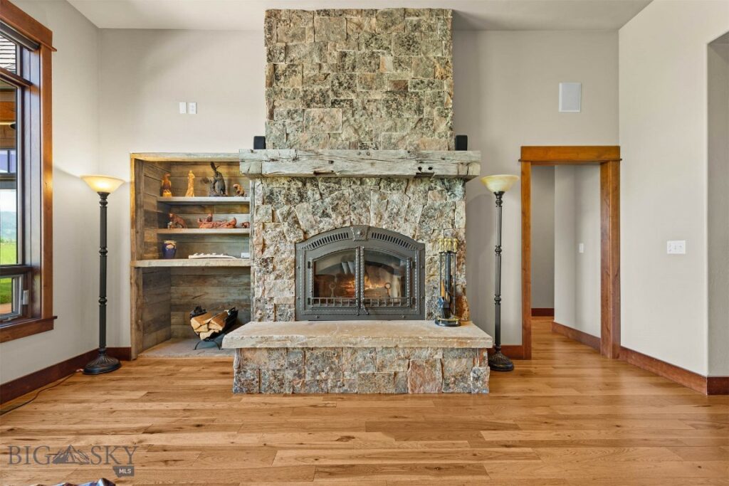306 Glenbrook Lane, Belgrade MT 59714