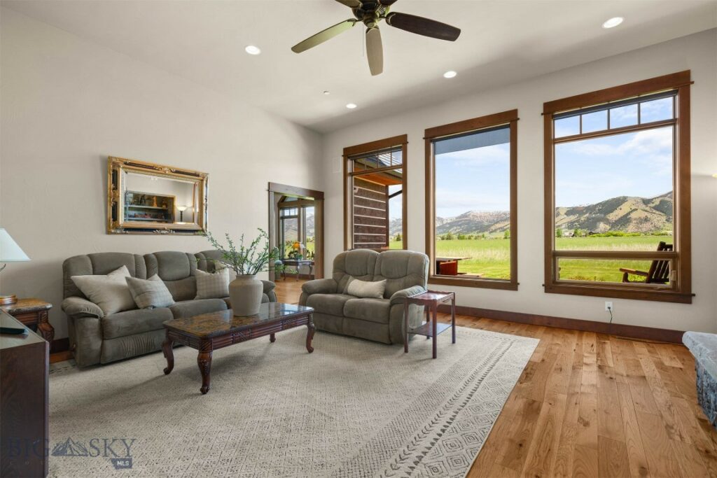 306 Glenbrook Lane, Belgrade MT 59714