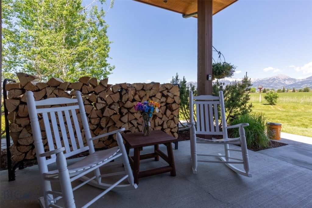 306 Glenbrook Lane, Belgrade MT 59714