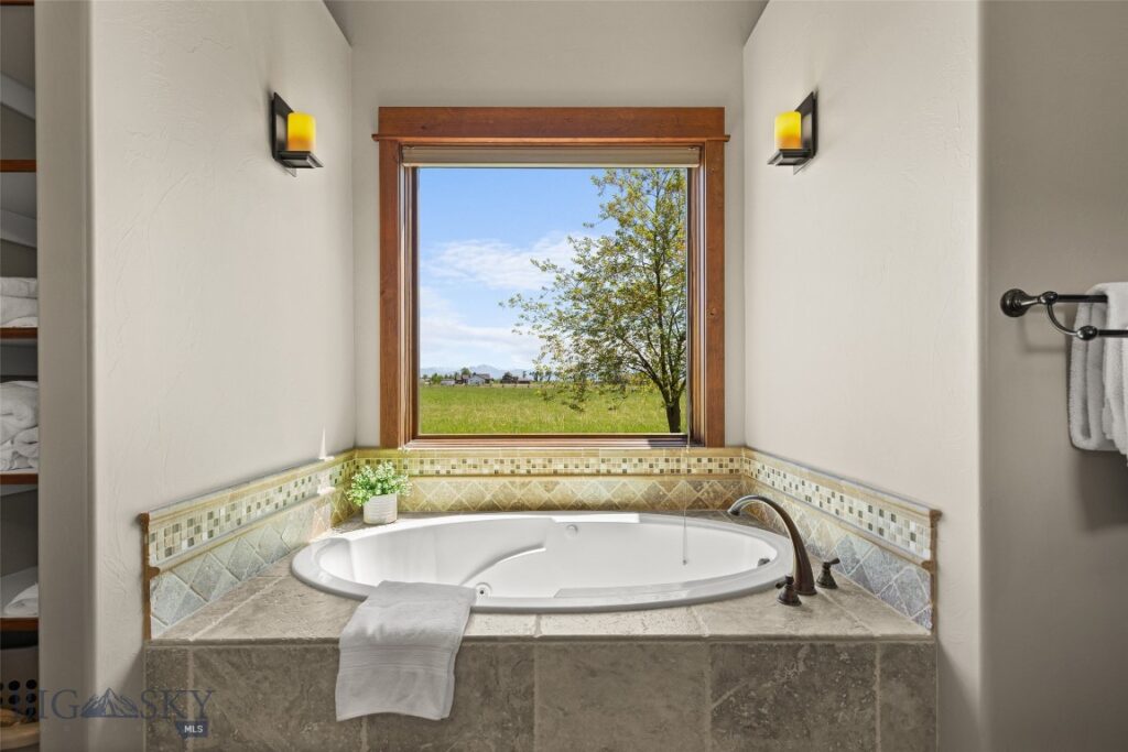 306 Glenbrook Lane, Belgrade MT 59714