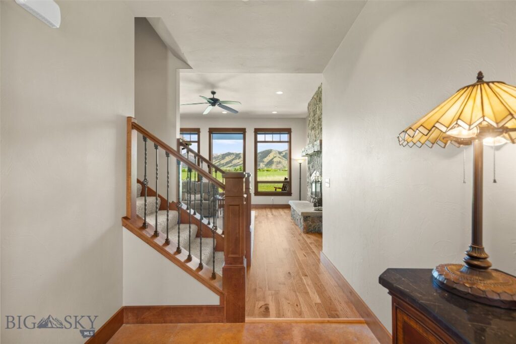 306 Glenbrook Lane, Belgrade MT 59714