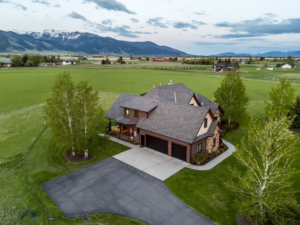 306 Glenbrook Lane, Belgrade MT 59714