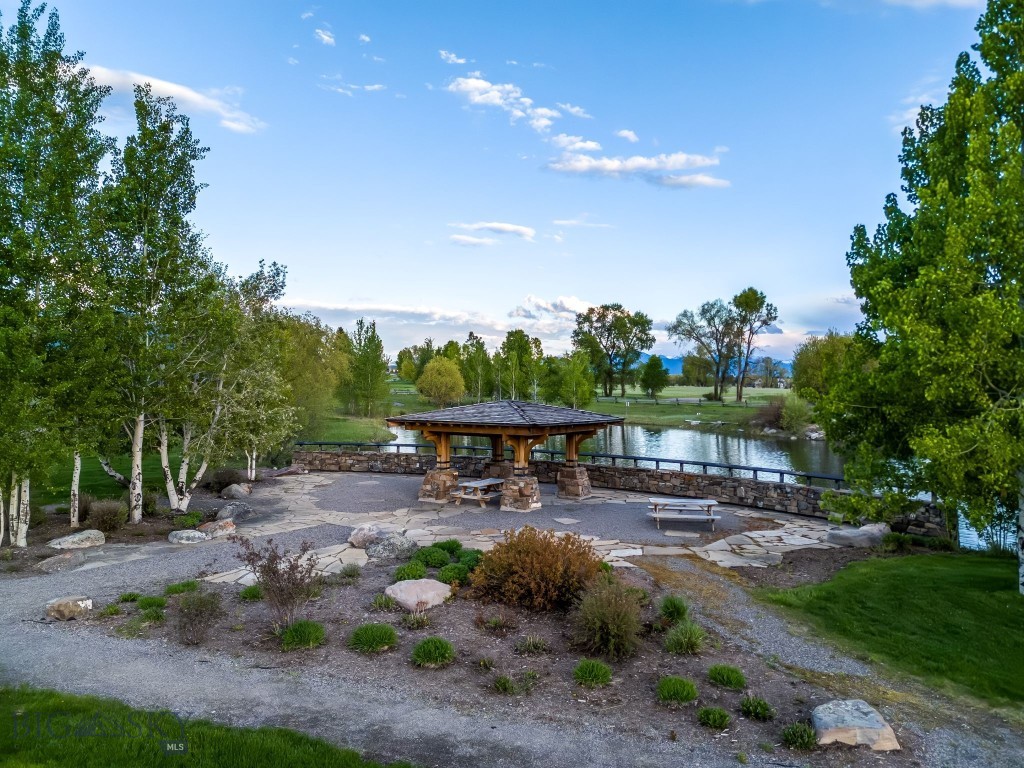 306 Glenbrook Lane, Belgrade MT 59714