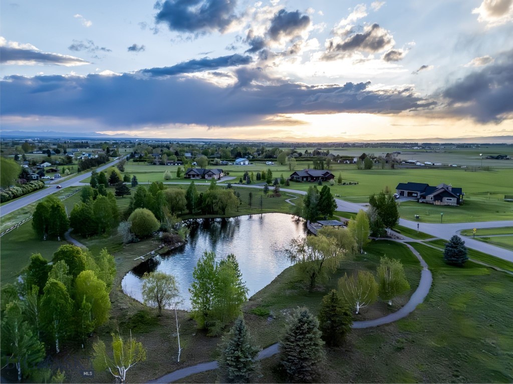 306 Glenbrook Lane, Belgrade MT 59714