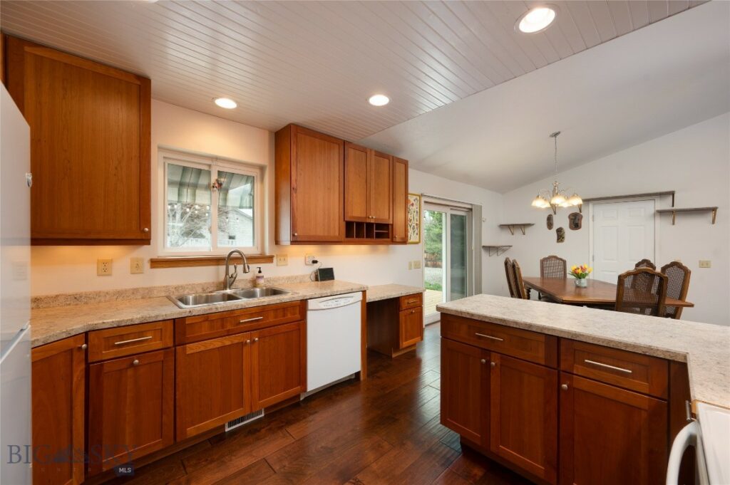 307 Granite Avenue E, Bozeman MT 59718