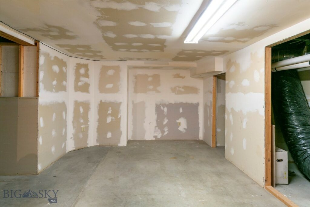 308 N 2nd Street, Livingston MT 59047