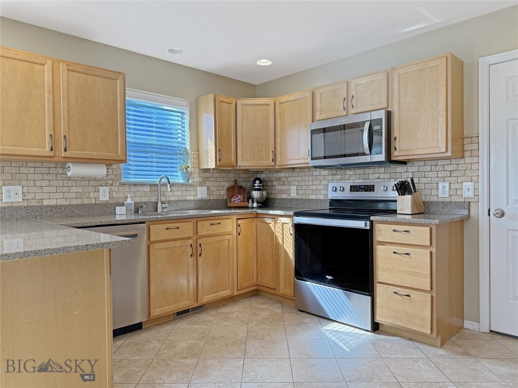 308 Woodman Drive, Belgrade MT 59714