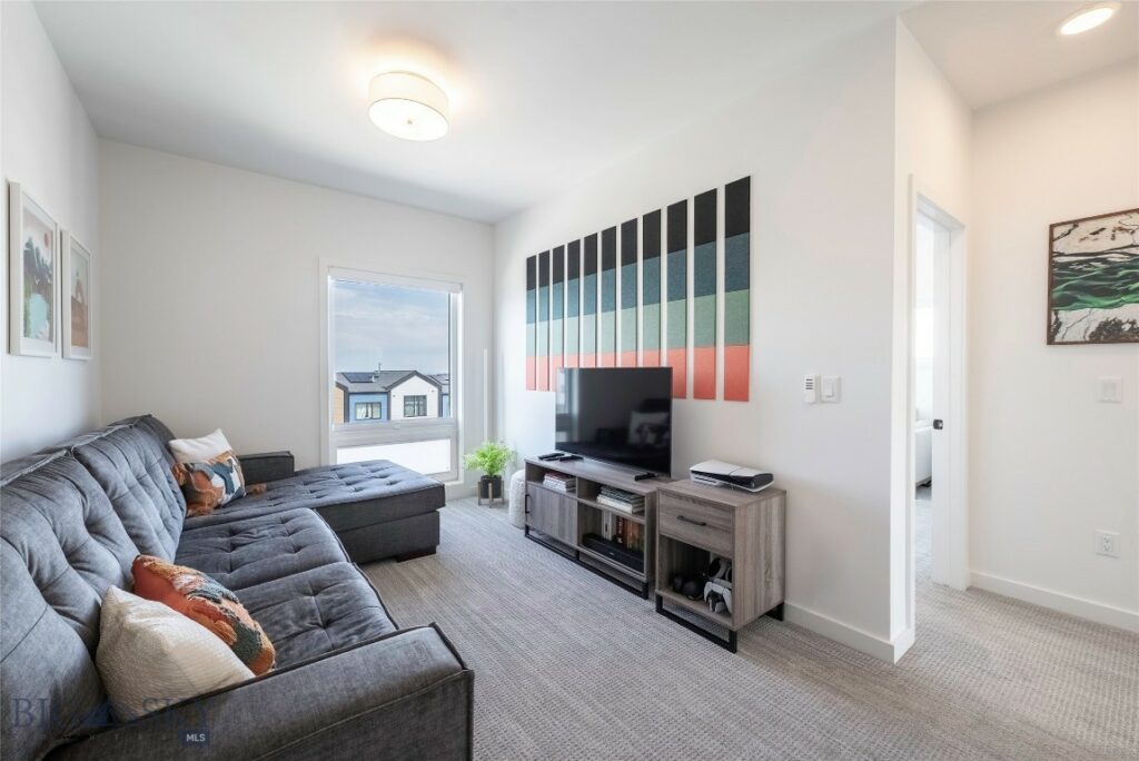 3083 S 27th Avenue, Bozeman MT 59718