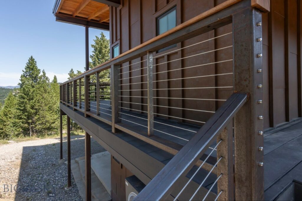 3096 Woodchuck Road, Bozeman MT 59715