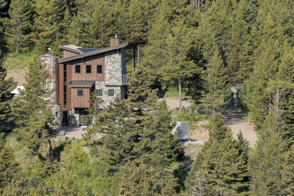 3096 Woodchuck Road, Bozeman MT 59715