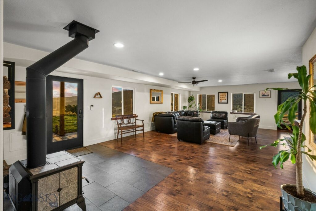 31 Bull Run Road, Livingston MT 59047