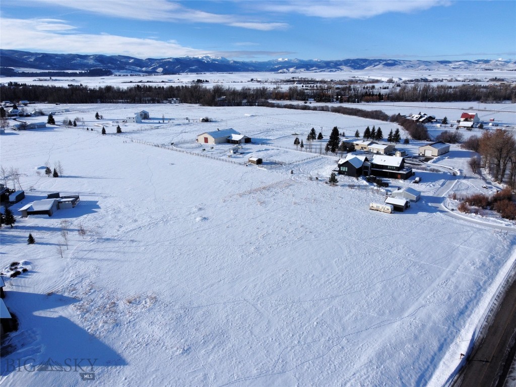 31 Cayuse Trail, Bozeman MT 59718