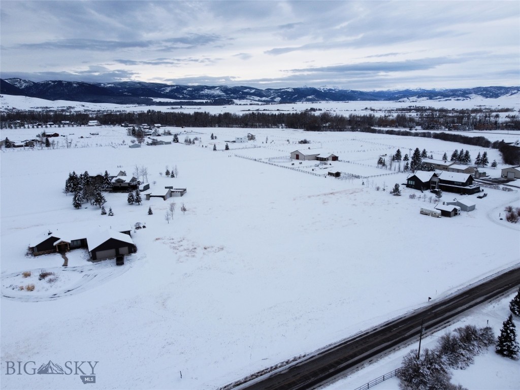 31 Cayuse Trail, Bozeman MT 59718
