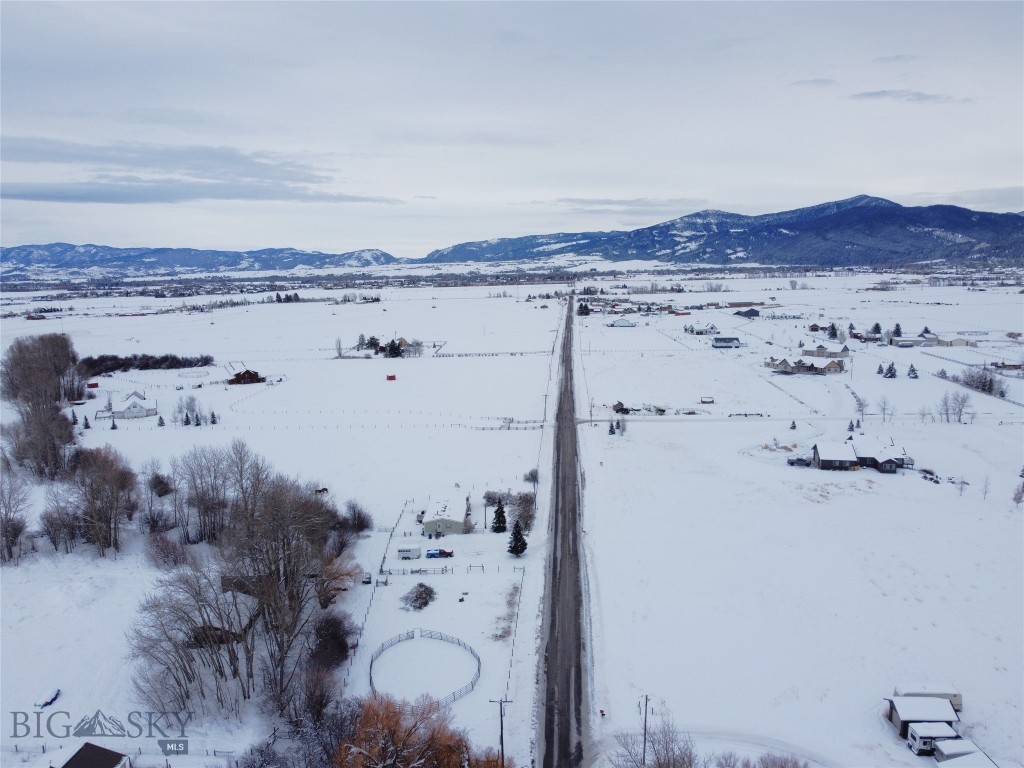31 Cayuse Trail, Bozeman MT 59718