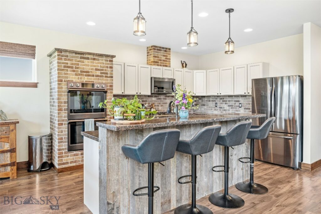 31 Coolwater Way, Bozeman MT 59718